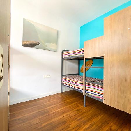 North Surf House Hostel Gijon Bagian luar foto