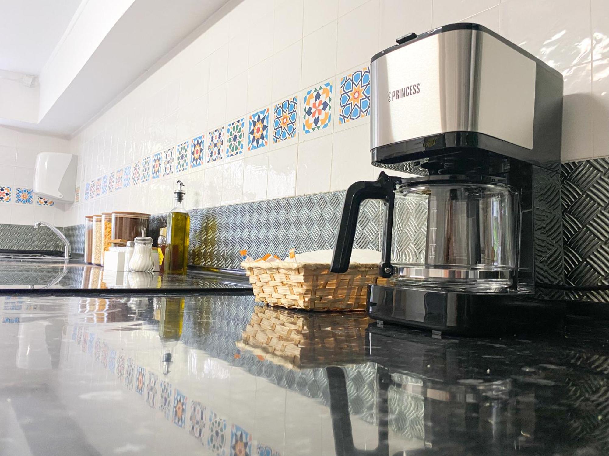 North Surf House Hostel Gijon Bagian luar foto