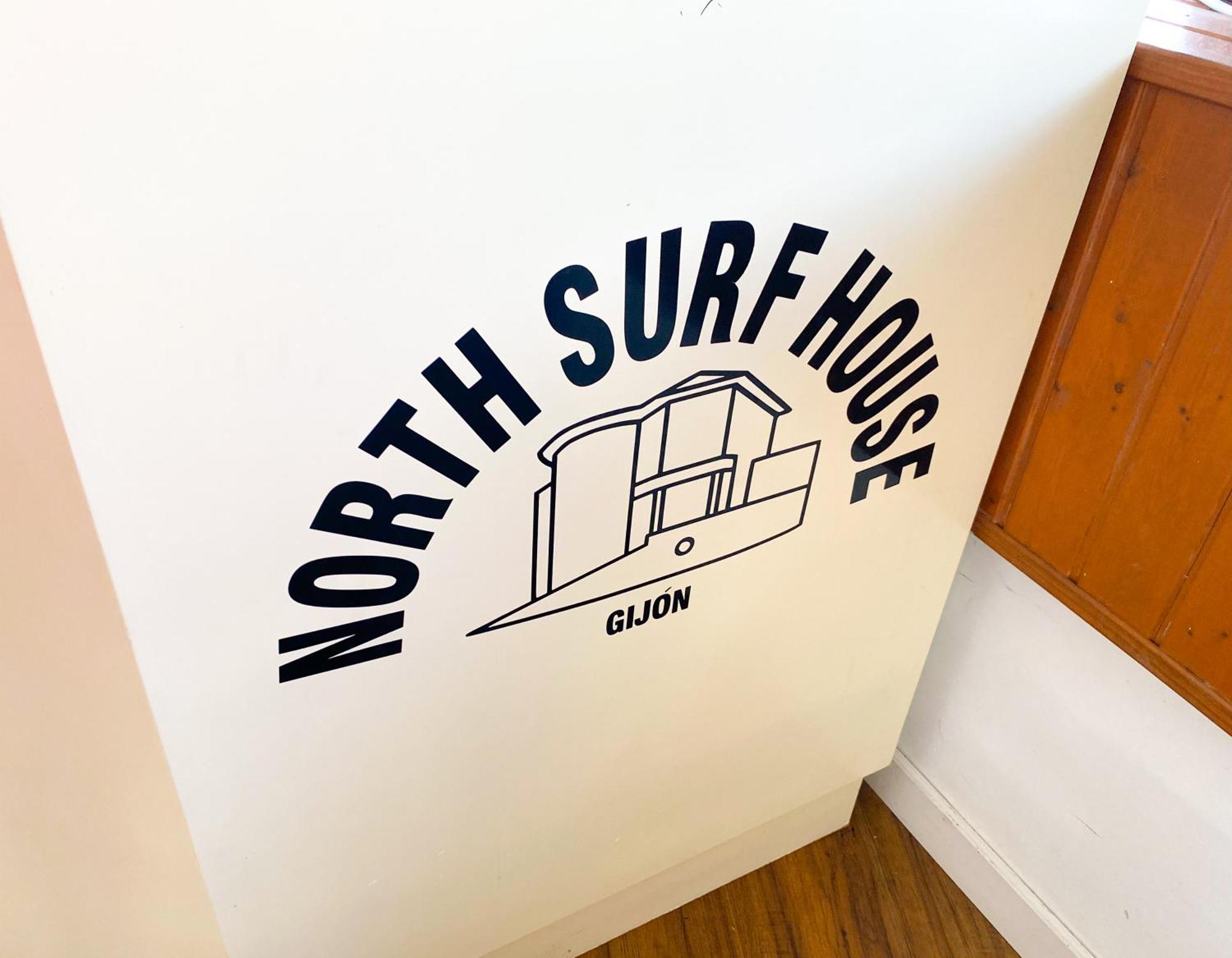 North Surf House Hostel Gijon Bagian luar foto