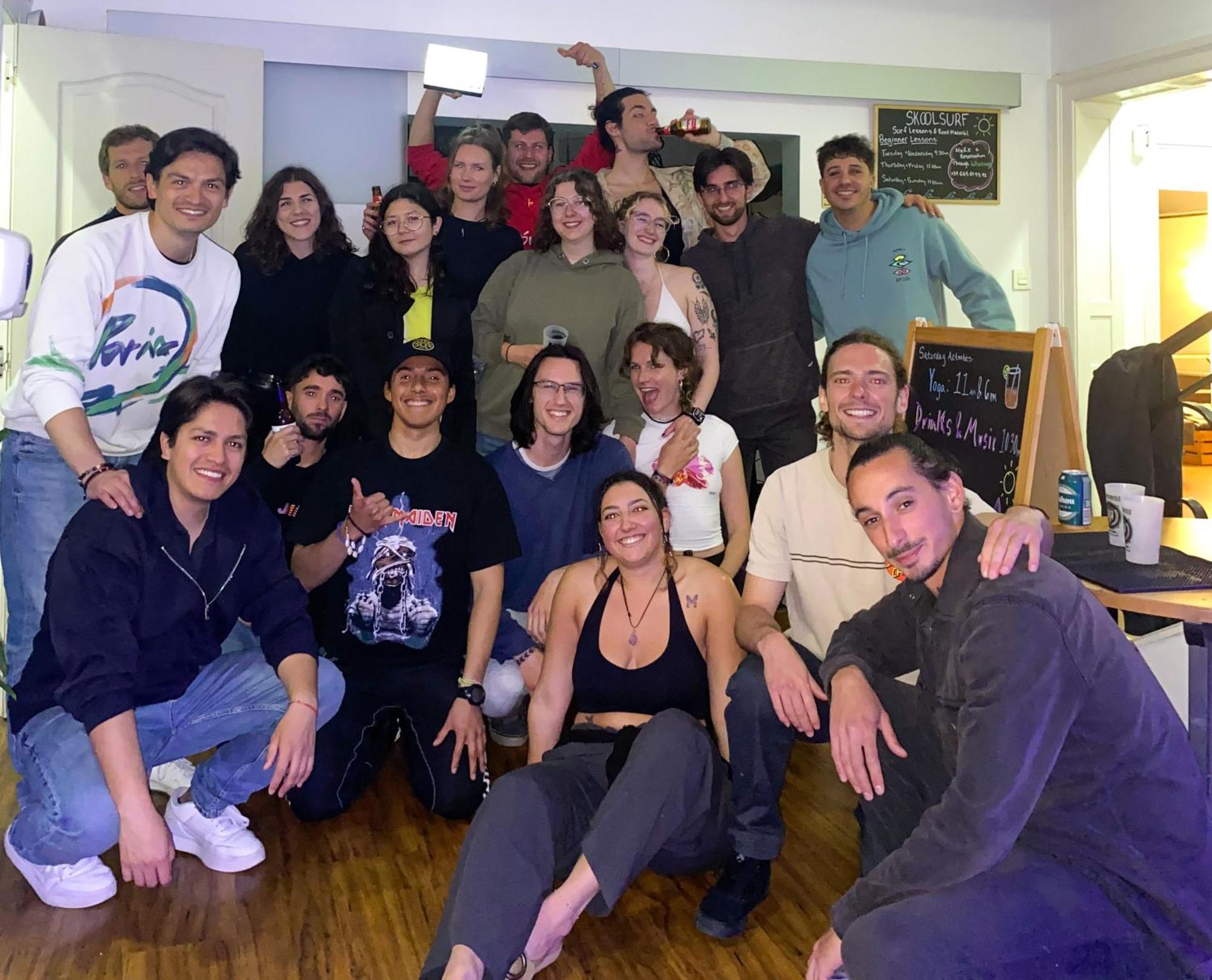 North Surf House Hostel Gijon Bagian luar foto